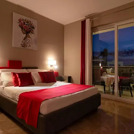 Hotel Grand La Tonnara