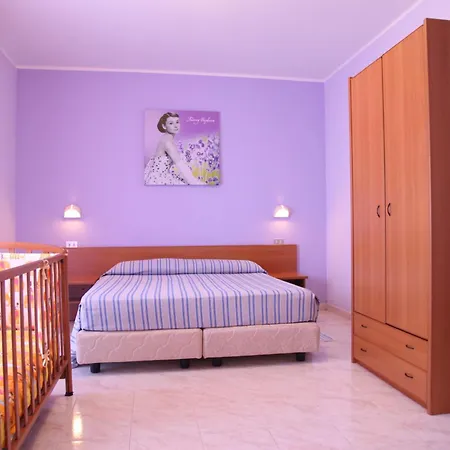 Hotel Grand La Tonnara 4*