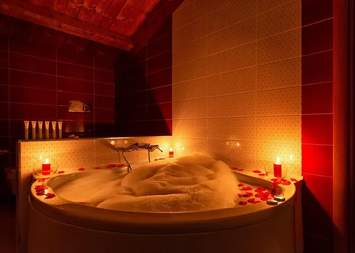 מלון Grand La Tonnara