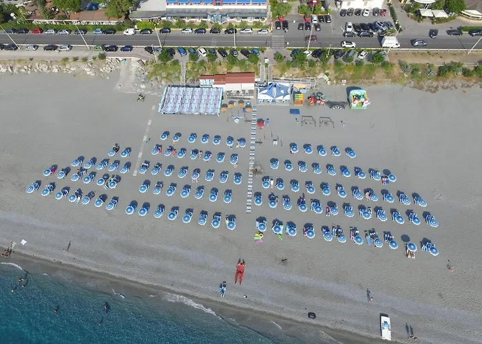 Grand La Tonnara 4* אמנטיאה